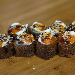 Hot rolls salmon 8  Peças