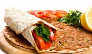 Lahmacun con kebab