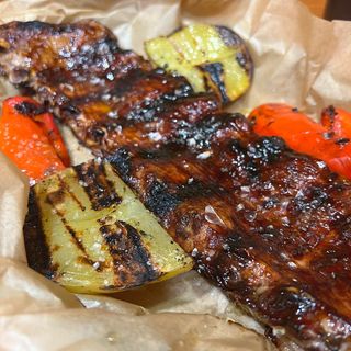 Costillar De Cerdo A La Brasa