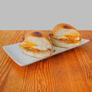 Ternera, Queso Edam Y Huevo Plancha