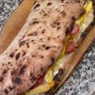 Panuozzo Würstel e patatine