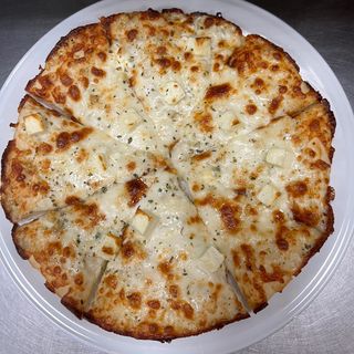 Pizza Serowa średnia