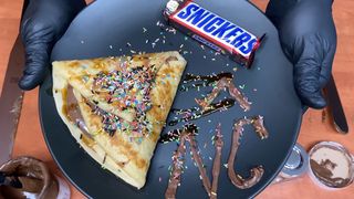 Crêpe Nutella Snickers
