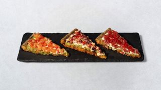 960. Pizza Spring + Coca-Cola 0,5l Combo