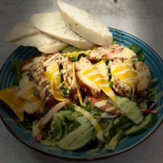 Sałatka z kurczakiem