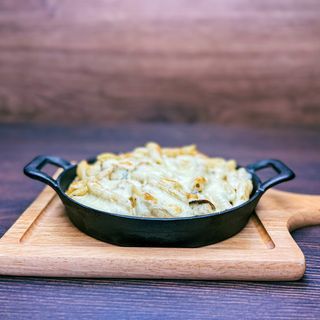 Penne Al Forno cu Pui, Ciuperci si Sos Alb