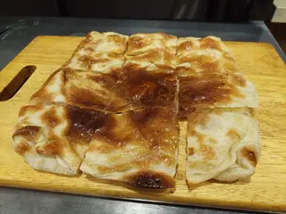 Turbo burek džakin + jogurt 0.5l