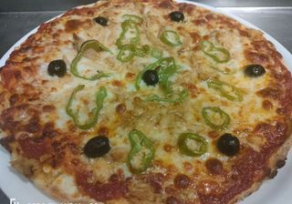 Pizza Pedregal (33 cm.)