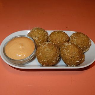 Chickpea Cheese Balls 
