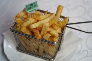 Pomfrit 200g pomfrit u ulju