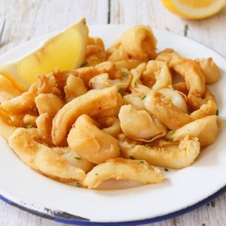 Choco frito (Sepia a tiras fritas)