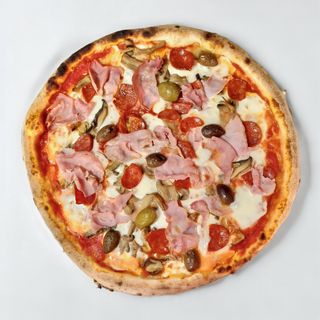 Pizza capricciosa