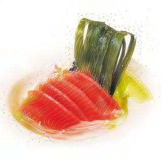 121. Sashimi tonno
