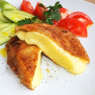 Кашкавал пане с гарнитура 300 гр.