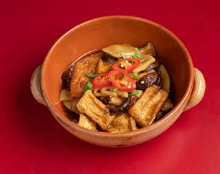 78. Tofu con bambù e funghi-tegame