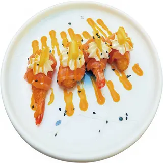 133. Rollo de tempura langostino y salmón (4 Uds)