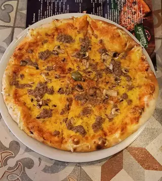 Pizza tuna (velika) + Coca-Cola - AKCIJA