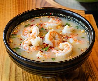 Zupa z krewetkami na ostro