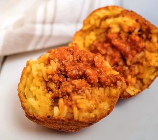 Arancina salsiccia