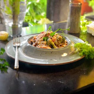 Цитрусова паста з лососем власного копчення (365 гр)