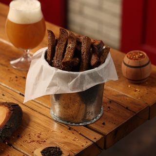 1 ვედრო ნივრიანი პურები