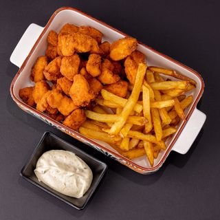 Pileći Nugetsi  +pomfrit+pesto majo sos