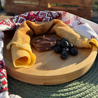 Clătită cu ciocolată și banane/afine