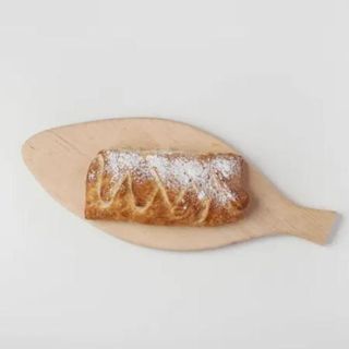 Warkocz z twarożkiem i rodzynkami