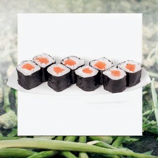 70..HOSOMAKI WURSTEL