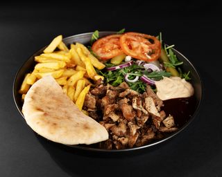 Shaorma de porc la farfurie