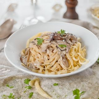 Tagliatelles Al Pollo