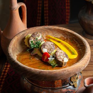 Түйе етінен жасалған қимай