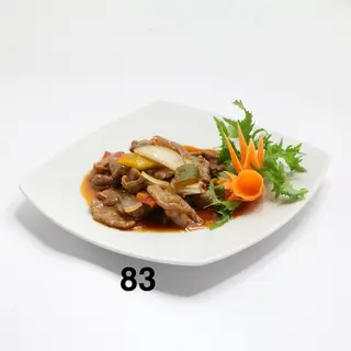 83. Vitello con funghi e bambù