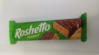 Roshetto з арахісовою начинкою (34г)