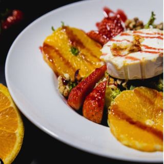 Ensalada Con Queso De Cabra