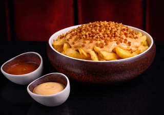 Patatine Dippers con Salsa MacLaren's e Cipolla Crispy