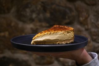 Tarta De Queso Y Avellana