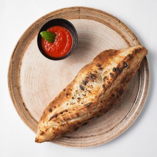 Pizza Calzone
