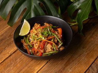 ВОК з курочкою (370g)