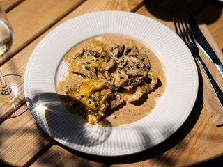 РАВІОЛІ З КУРКОЮ ТА БІЛИМИ ГРИБАМИ (200g)