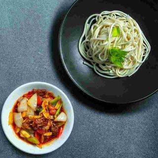 ГУЙРУ ЛАГМАН 