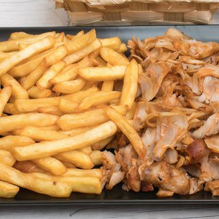 Plato Solo Carne Con Patatas Y Carne Mixta