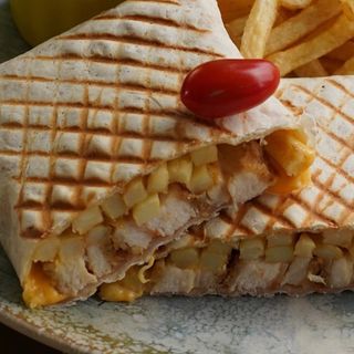 Tacos Poulet + frites + salade