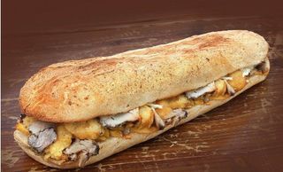 Panuozzo con provola