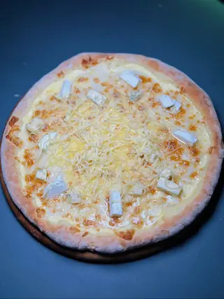 Піца Сирна