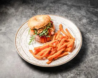 Bagel Salmón