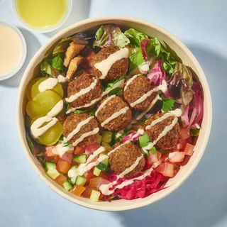 Ensalada De Falafel