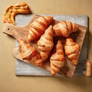 Croissant De Mechada Especial