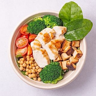 Tofu & chicken salad (proteins!)
