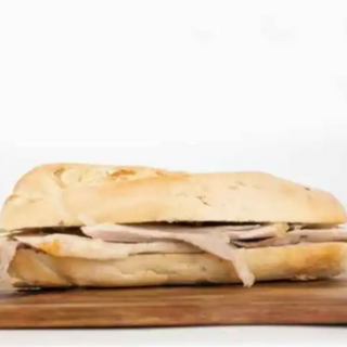 Bocata de Pata Asada + Limonada (12 oz.)